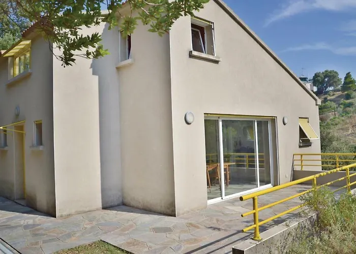 Cozy Home In San Giuliano With Wifi Ferienhaus San-Giuliano