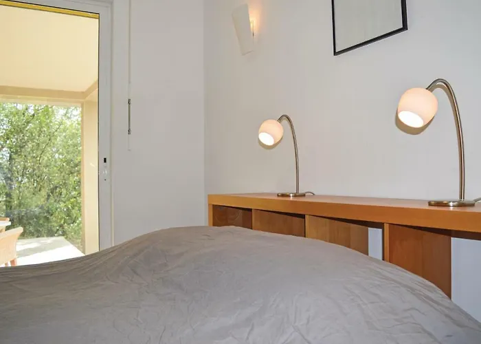 Cozy Home In San Giuliano With Wifi بيت للعطل *